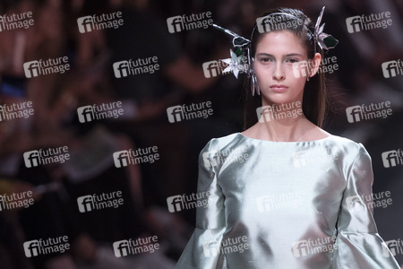 Juan Duyos Fashion Show auf der Mercedes-Benz Fashion Week Madrid Spring/Summer 2020