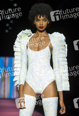Andres Sarda Fashion Show auf der Mercedes-Benz Fashion Week Madrid Spring/Summer 2020