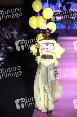 Andres Sarda Fashion Show auf der Mercedes-Benz Fashion Week Madrid Spring/Summer 2020