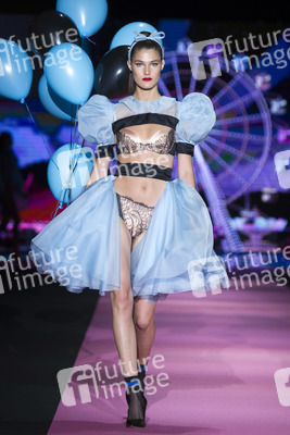 Andres Sarda Fashion Show auf der Mercedes-Benz Fashion Week Madrid Spring/Summer 2020