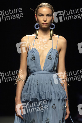 Juan Vidal Fashion Show auf der Mercedes-Benz Fashion Week Madrid Spring/Summer 2020