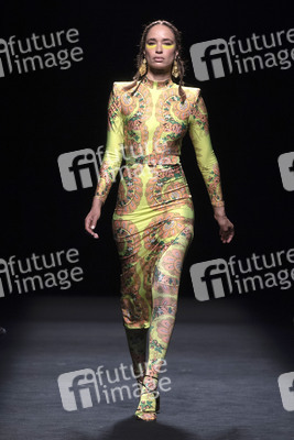 Roberto Diz Fashion Show auf der Mercedes-Benz Fashion Week Madrid Spring/Summer 2020