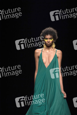 Roberto Diz Fashion Show auf der Mercedes-Benz Fashion Week Madrid Spring/Summer 2020