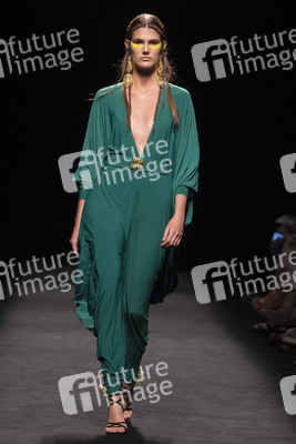 Roberto Diz Fashion Show auf der Mercedes-Benz Fashion Week Madrid Spring/Summer 2020