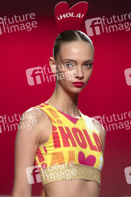 Agatha Ruiz de la Prada Fashion Show auf der Mercedes-Benz Fashion Week Madrid Spring/Summer 2020