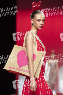 Agatha Ruiz de la Prada Fashion Show auf der Mercedes-Benz Fashion Week Madrid Spring/Summer 2020