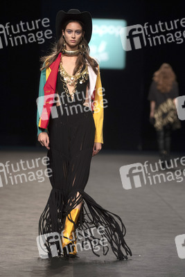 Maria Escoté Fashion Show auf der Mercedes-Benz Fashion Week Madrid Spring/Summer 2020