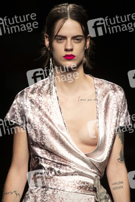 Marcos Luengo Fashion Show auf der Mercedes-Benz Fashion Week Madrid Spring/Summer 2020