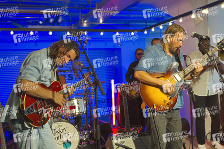 Showcase von The Teskey Brothers in Berlin