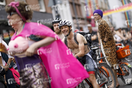Cologne Naked Bike Ride 2019 in Köln