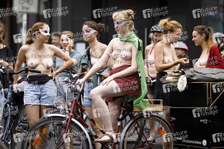 Cologne Naked Bike Ride 2019 in Köln
