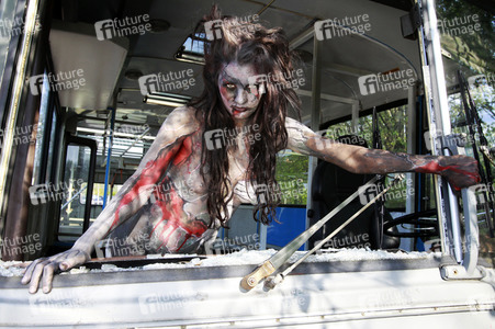 GEEK ART Collection No. 2 - Bodypainting and Transformaking