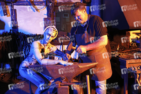 GEEK ART Collection No. 2 - Bodypainting and Transformaking