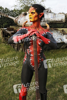 GEEK ART Collection No. 2 - Bodypainting and Transformaking