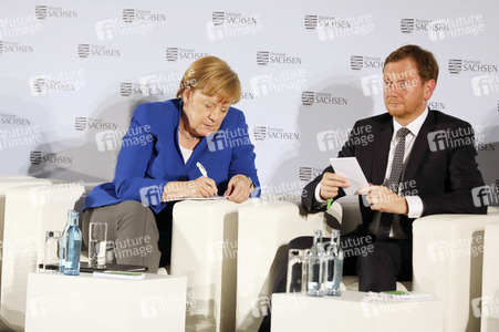 Angela Merkel beim Frauennetzwerktreffen in Dresden