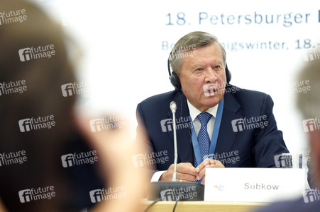 Pressekonferenz zum Petersburger Dialog 2019 in Königswinter