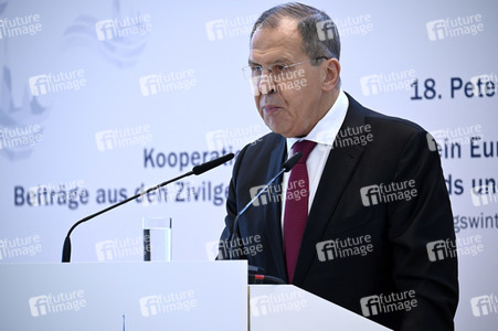 Eröffnung vom Petersburger Dialog 2019 in Königswinter