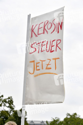 'Fridays for Future' Schülerdemonstration in Berlin