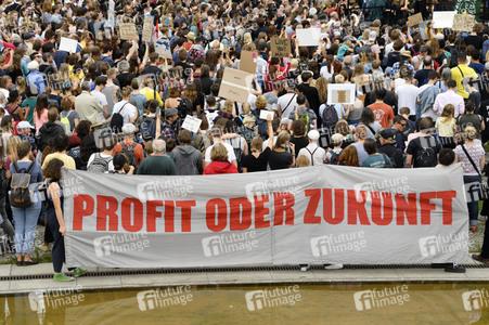 'Fridays for Future' Schülerdemonstration in Berlin