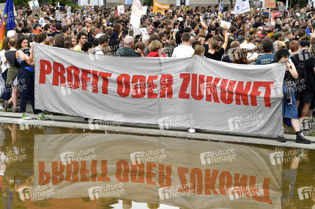 'Fridays for Future' Schülerdemonstration in Berlin
