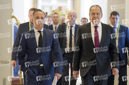 Pressekonferenz mit Heiko Maas und Sergei Lawrow in Königswinter