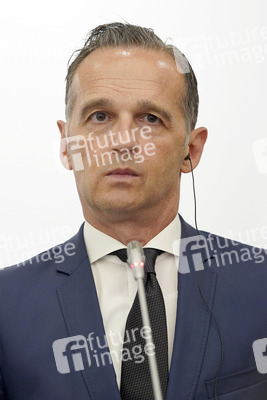 Pressekonferenz mit Heiko Maas und Sergei Lawrow in Königswinter