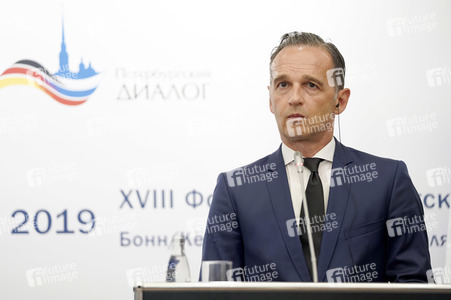 Pressekonferenz mit Heiko Maas und Sergei Lawrow in Königswinter