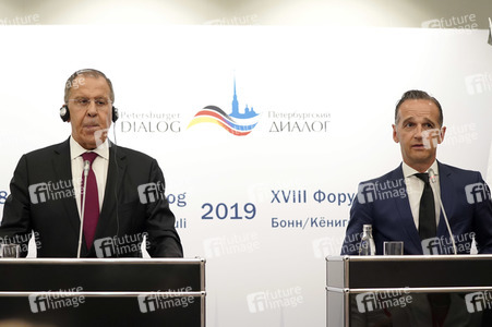 Pressekonferenz mit Heiko Maas und Sergei Lawrow in Königswinter