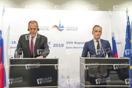 Pressekonferenz mit Heiko Maas und Sergei Lawrow in Königswinter