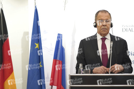 Pressekonferenz mit Heiko Maas und Sergei Lawrow in Königswinter
