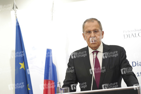 Pressekonferenz mit Heiko Maas und Sergei Lawrow in Königswinter