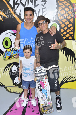 Start der Kampagne 'Bones Love Milk' in Huntington Beach