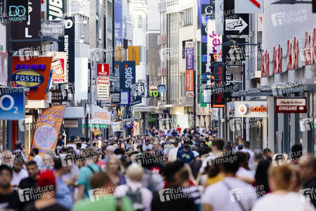 Symbolfoto Konsumgesellschaft