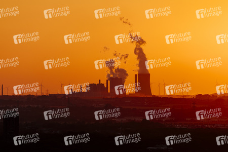 Symbolfoto Kohlestrom und Klimawandel