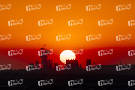 Symbolfoto Kohlestrom und Klimawandel