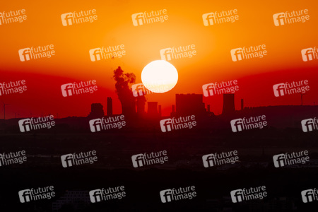 Symbolfoto Kohlestrom und Klimawandel