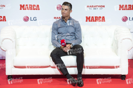 Cristiano Ronaldo erhält den Marca Leyenda Award in Madrid
