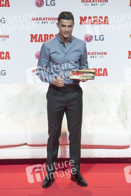 Cristiano Ronaldo erhält den Marca Leyenda Award in Madrid