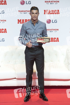 Cristiano Ronaldo erhält den Marca Leyenda Award in Madrid