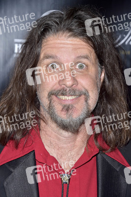 Filmpremiere 'IIlluminated' in Los Angeles