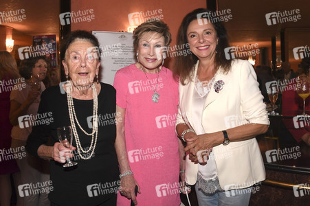 Theaterpremiere 'Wir sind die Neuen' in München