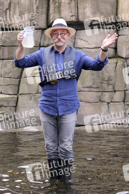 Walross-Taufe in Hamburg