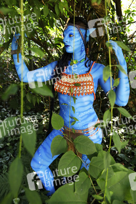 GEEK ART: 'Avatar' Bodypainting