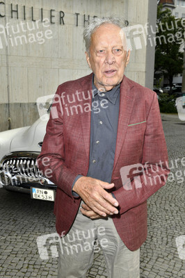 Theaterpremiere 'Zuhause bin ich Darling' in Berlin