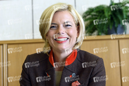 Julia Klöckner beim Forum 'Gemüseanbau im Fokus' in Mutterstadt