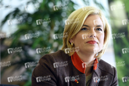 Julia Klöckner beim Forum 'Gemüseanbau im Fokus' in Mutterstadt