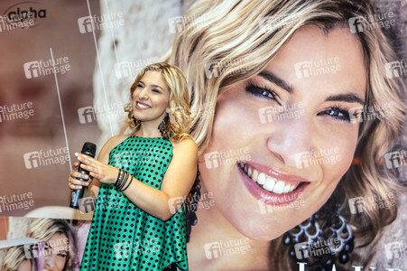 Autogrammstunde und Albumpräsentation mit Laura Wilde in Görlitz