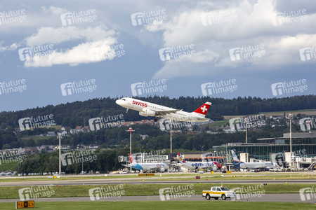 Symbolfoto Flughafen Zürich