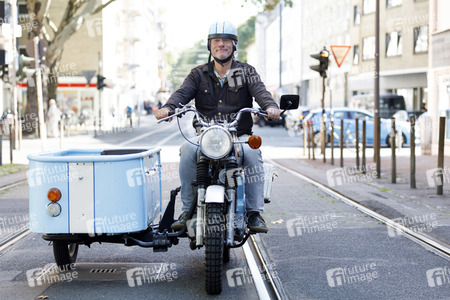 Photocall 'Besuch aus dem Westen - Jürgen Becker unterwegs im Osten Deutschlands' in Köln