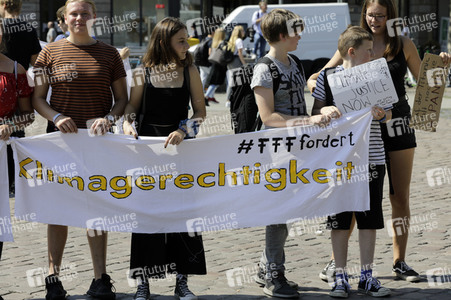 'Fridays for Future' Schülerdemonstration in Hannover